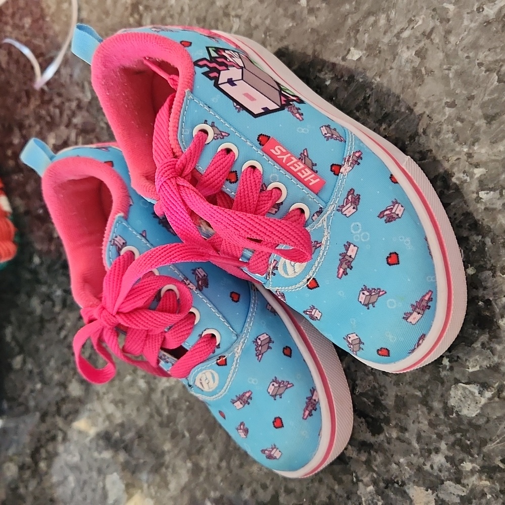 Girl Minecraft Heely roller shoes